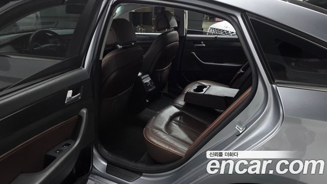 Hyundai Sonata 2017 — photo 16