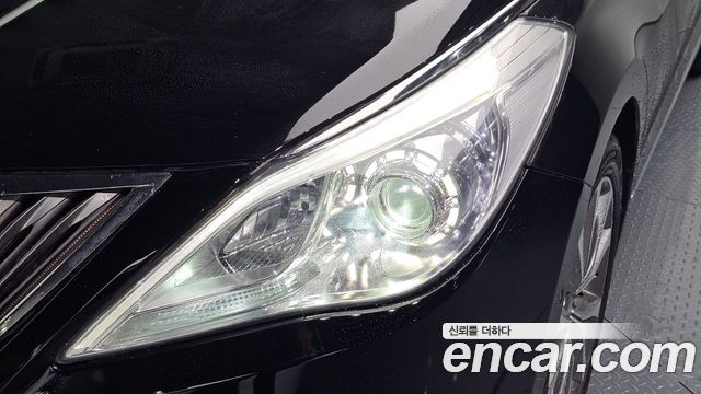 Hyundai Grandeur 2015 — photo 8