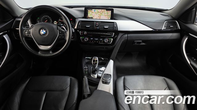 BMW 4-Series 2020 — photo 10
