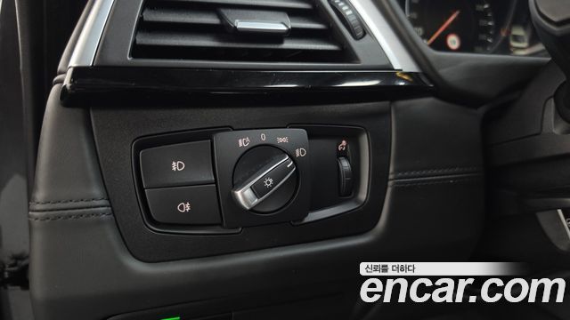 BMW 4-Series 2020 — photo 25