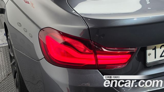 BMW 4-Series 2020 — photo 9