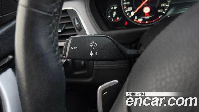 BMW 4-Series 2020 — photo 28