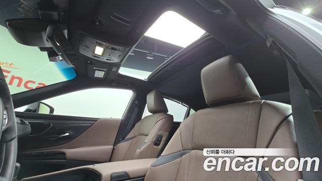 Lexus ES 2026 — photo 25