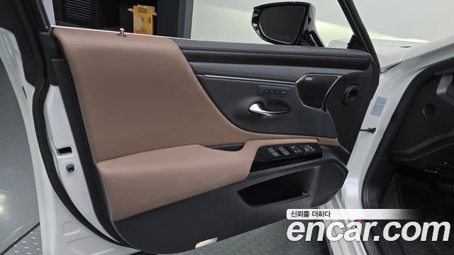 Lexus ES 2026 — photo 14