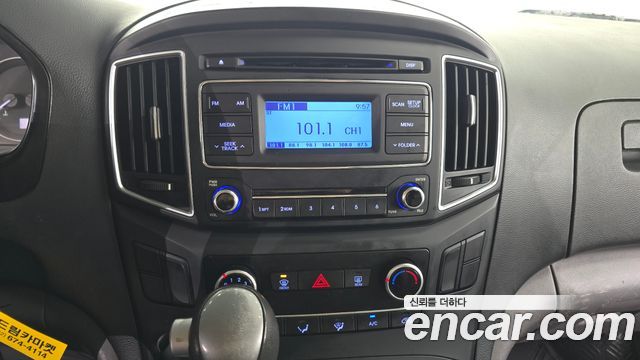 Hyundai Starex 2019 — photo 21