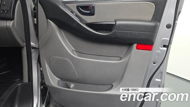 Hyundai Starex 2019 — photo 15
