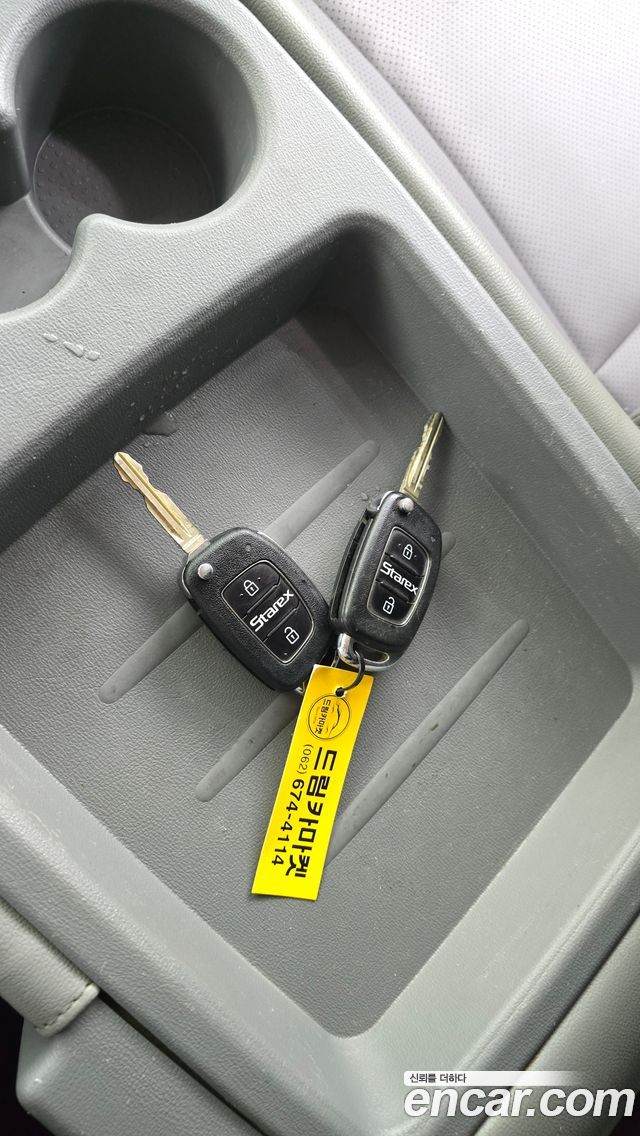 Hyundai Starex 2019 — photo 30