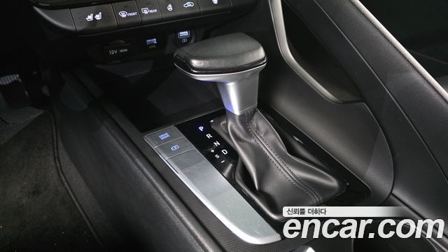 Hyundai AVANTE 2021 — photo 9