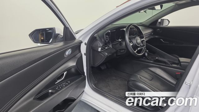 Hyundai AVANTE 2021 — photo 10
