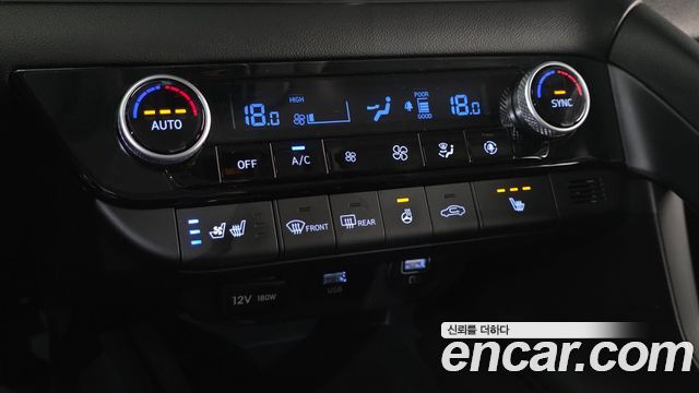 Hyundai AVANTE 2021 — photo 16