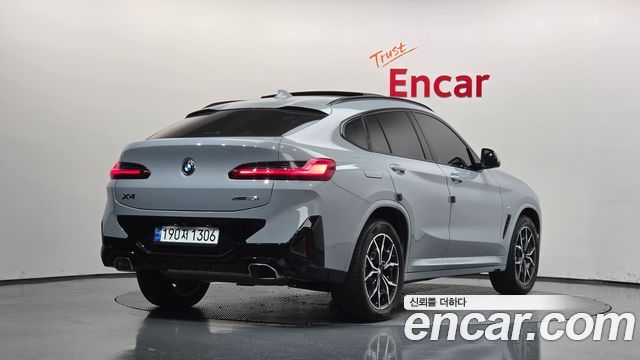 BMW X4 2023 — photo 2