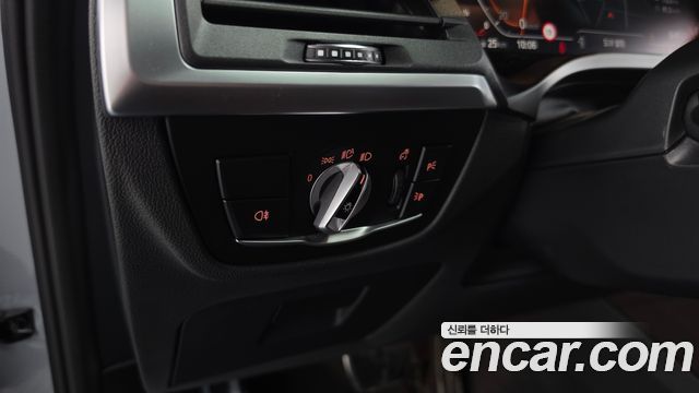 BMW X4 2023 — photo 28