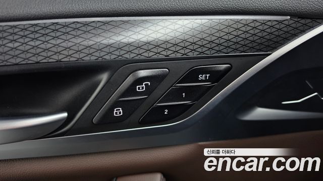 BMW X4 2023 — photo 32