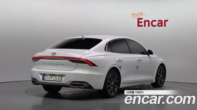 Hyundai Grandeur 2022 — photo 2