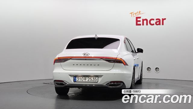 Hyundai Grandeur 2022 — photo 4