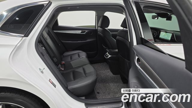 Hyundai Grandeur 2022 — photo 23
