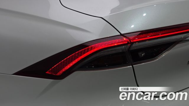 Hyundai Grandeur 2022 — photo 9
