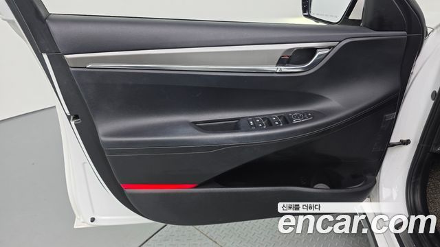 Hyundai Grandeur 2022 — photo 14