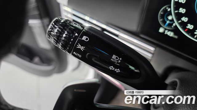 Hyundai Grandeur 2022 — photo 28