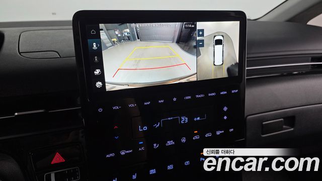 Hyundai Staria 2025 — photo 22