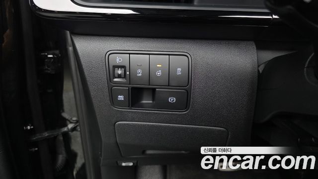 Hyundai Staria 2025 — photo 23