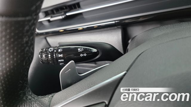 Hyundai Staria 2025 — photo 41