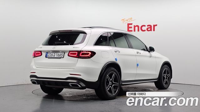 Mercedes-Benz GLC-Class 2022 — photo 2