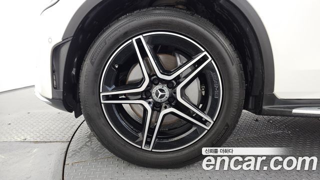 Mercedes-Benz GLC-Class 2022 — photo 5