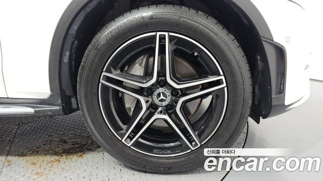 Mercedes-Benz GLC-Class 2022 — photo 7