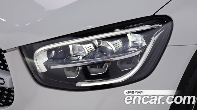 Mercedes-Benz GLC-Class 2022 — photo 8