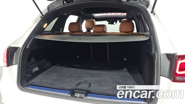 Mercedes-Benz GLC-Class 2022 — photo 35
