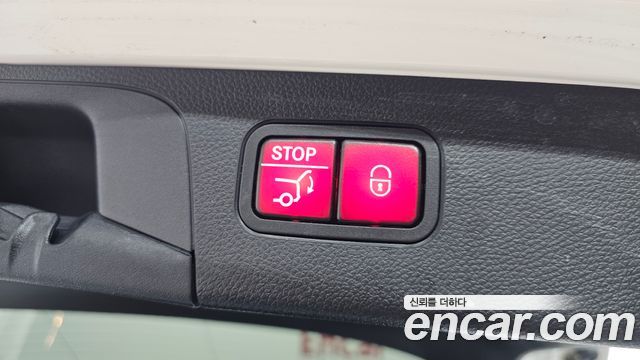 Mercedes-Benz GLC-Class 2022 — photo 36