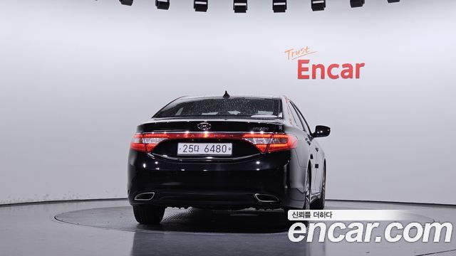 Hyundai Grandeur 2014 — photo 4