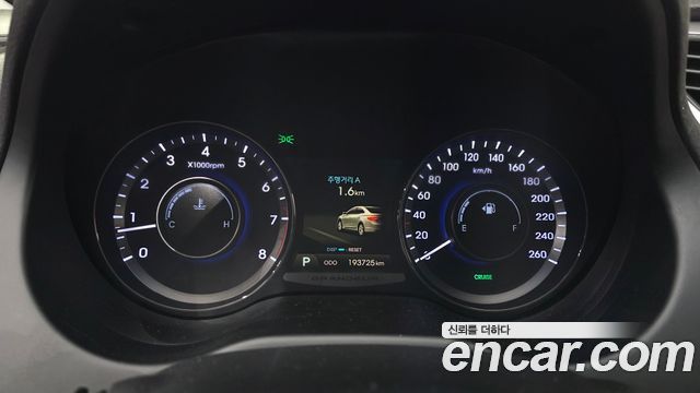 Hyundai Grandeur 2014 — photo 8