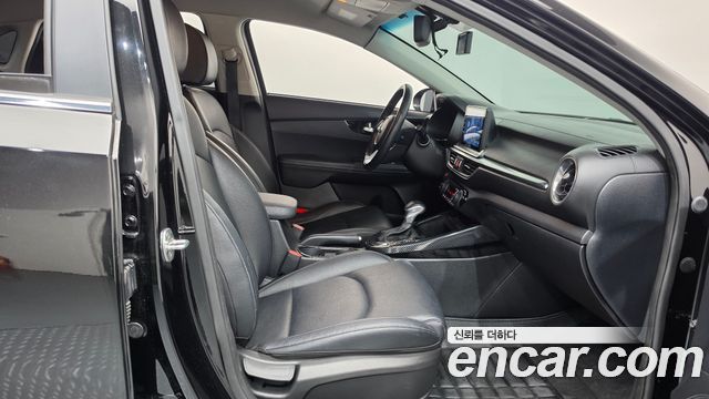 Kia K3 2019 — photo 11
