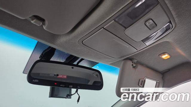 Kia K3 2019 — photo 18
