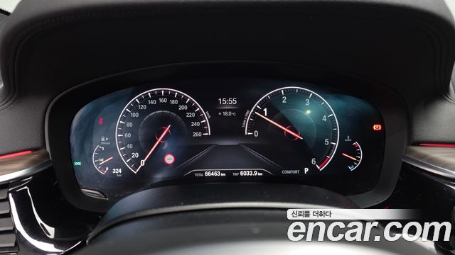 BMW Gran Turismo 2019 — photo 11