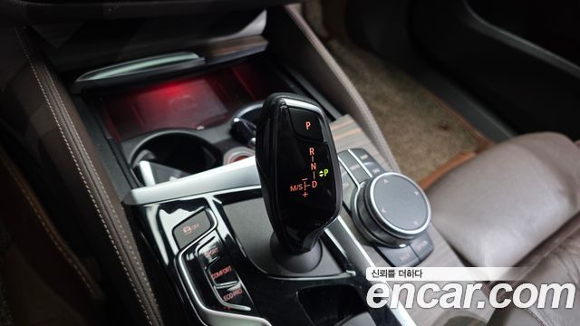 BMW Gran Turismo 2019 — photo 12