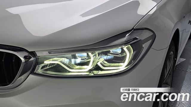 BMW Gran Turismo 2019 — photo 8