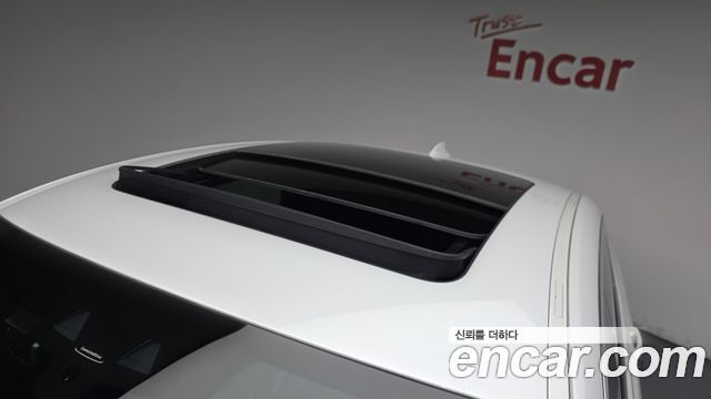 BMW Gran Turismo 2019 — photo 37