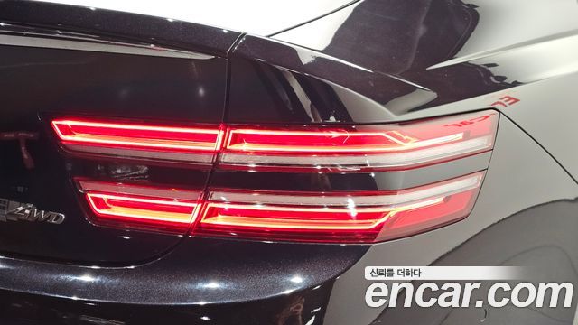 Genesis G80 2021 — photo 9