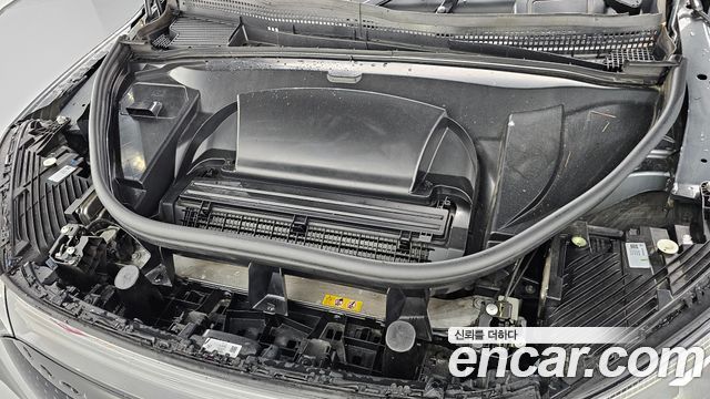 Mercedes-Benz EQE 2023 — photo 6