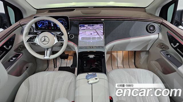 Mercedes-Benz EQE 2023 — photo 10