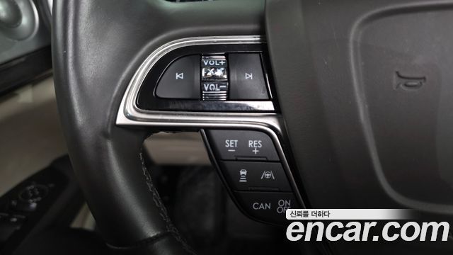 Lincoln Nautilus 2020 — photo 23