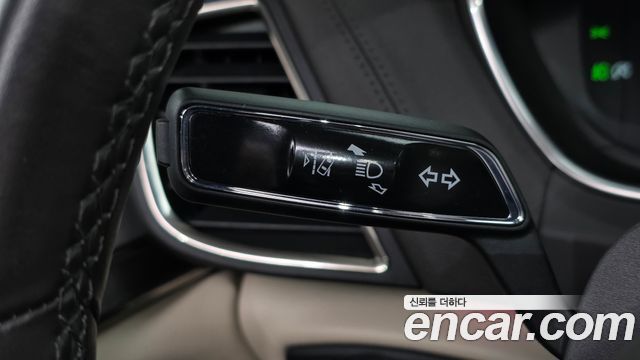 Lincoln Nautilus 2020 — photo 27
