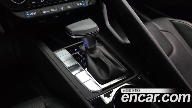 Hyundai AVANTE 2021 — photo 12