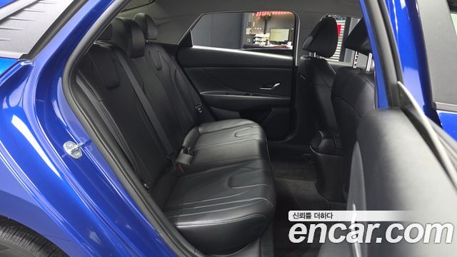 Hyundai AVANTE 2021 — photo 18