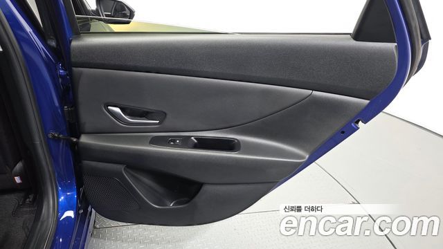 Hyundai AVANTE 2021 — photo 15