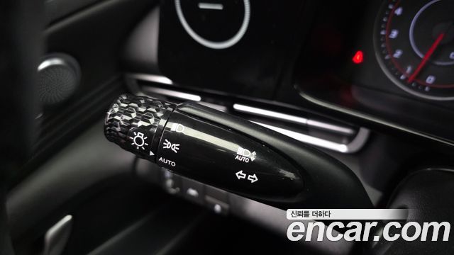 Hyundai AVANTE 2021 — photo 27