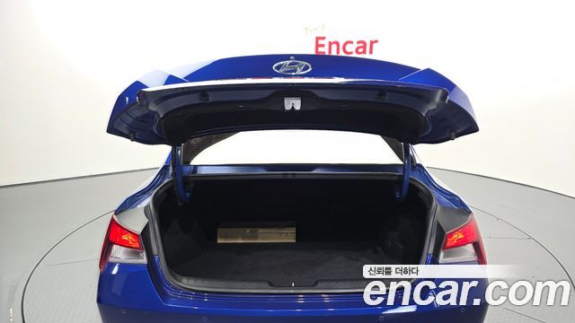 Hyundai AVANTE 2021 — photo 30